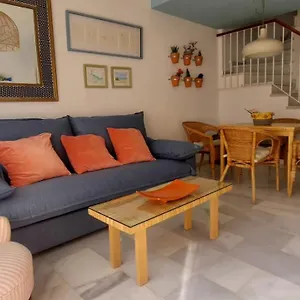 Avenida Andalucia Plaza Apartment
