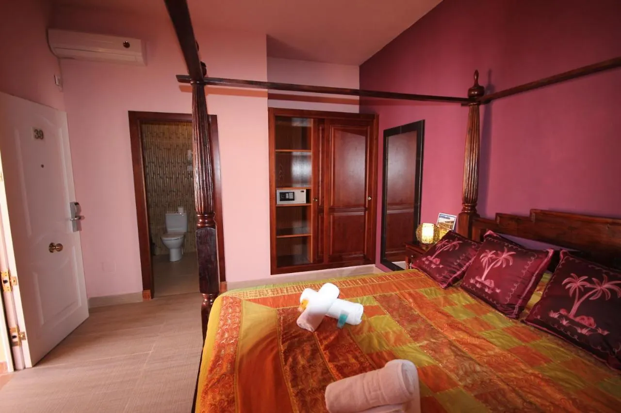 Hotel Copacabana Tarifa Beach